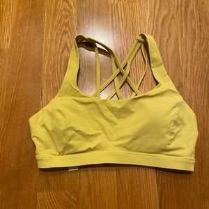 Lululemon Free to be Serene Bra sz 8